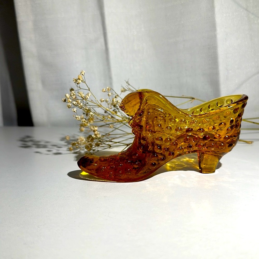 Vintage Fenton Amber Hobnail Glass Cat Shoe